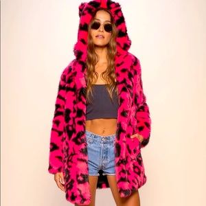 Classic Neon Pink Leopard Faux Fur Coat
